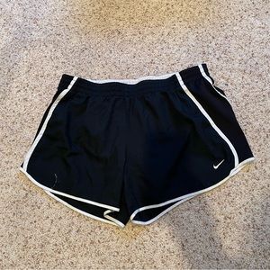 Nike - tempo shorts size Large